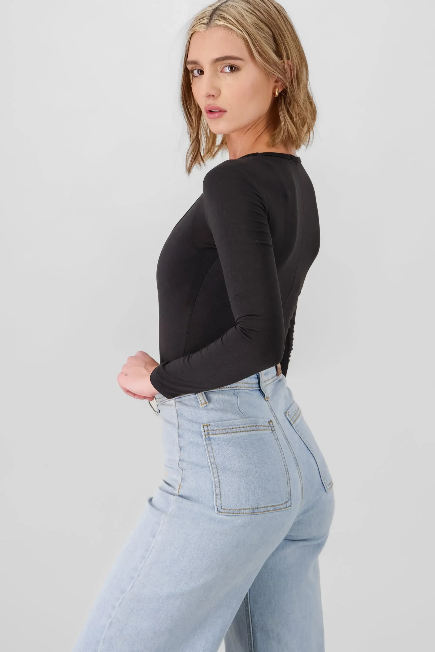 Shasa Square neck long sleeved bodysuit