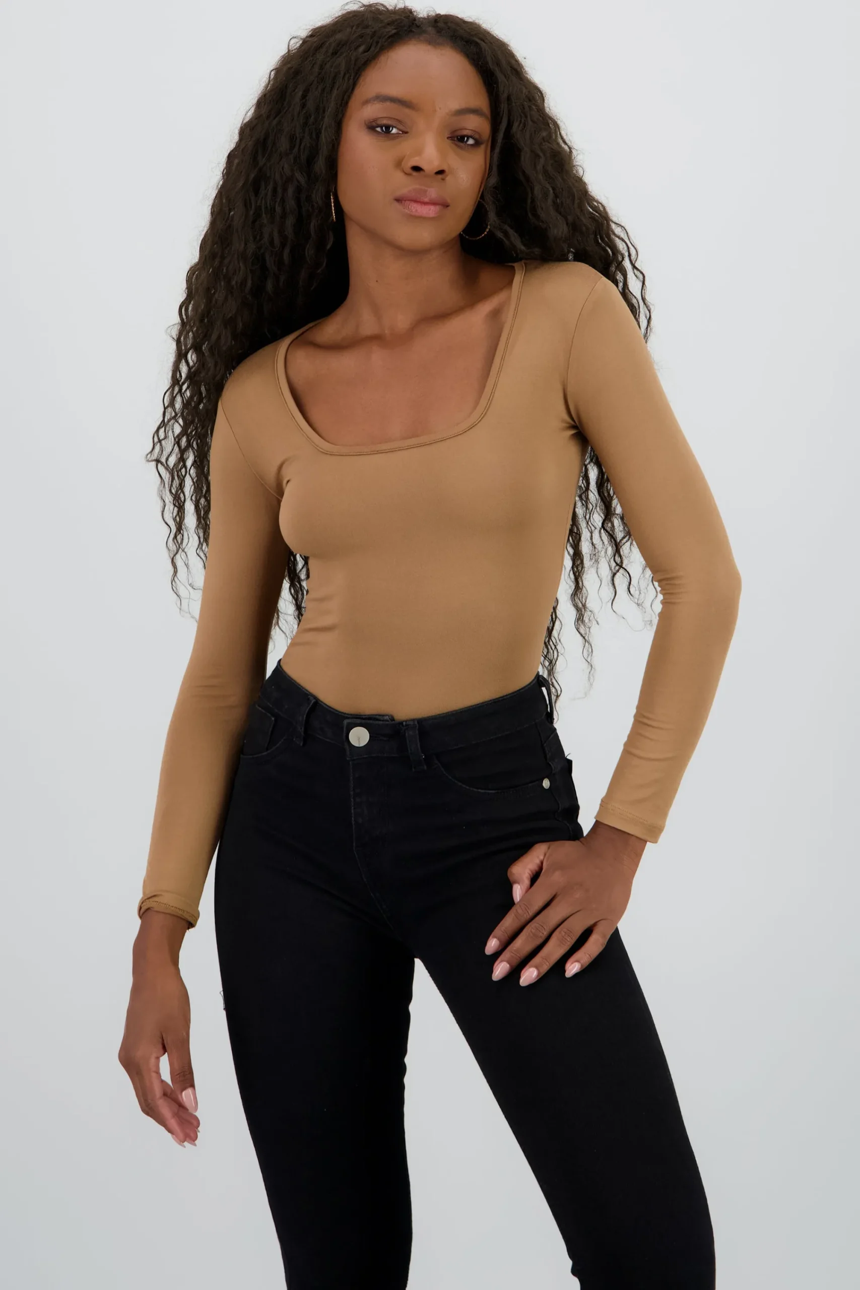 Shasa Square neck long sleeved bodysuit