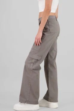 Shasa Straight Cargo Jeans