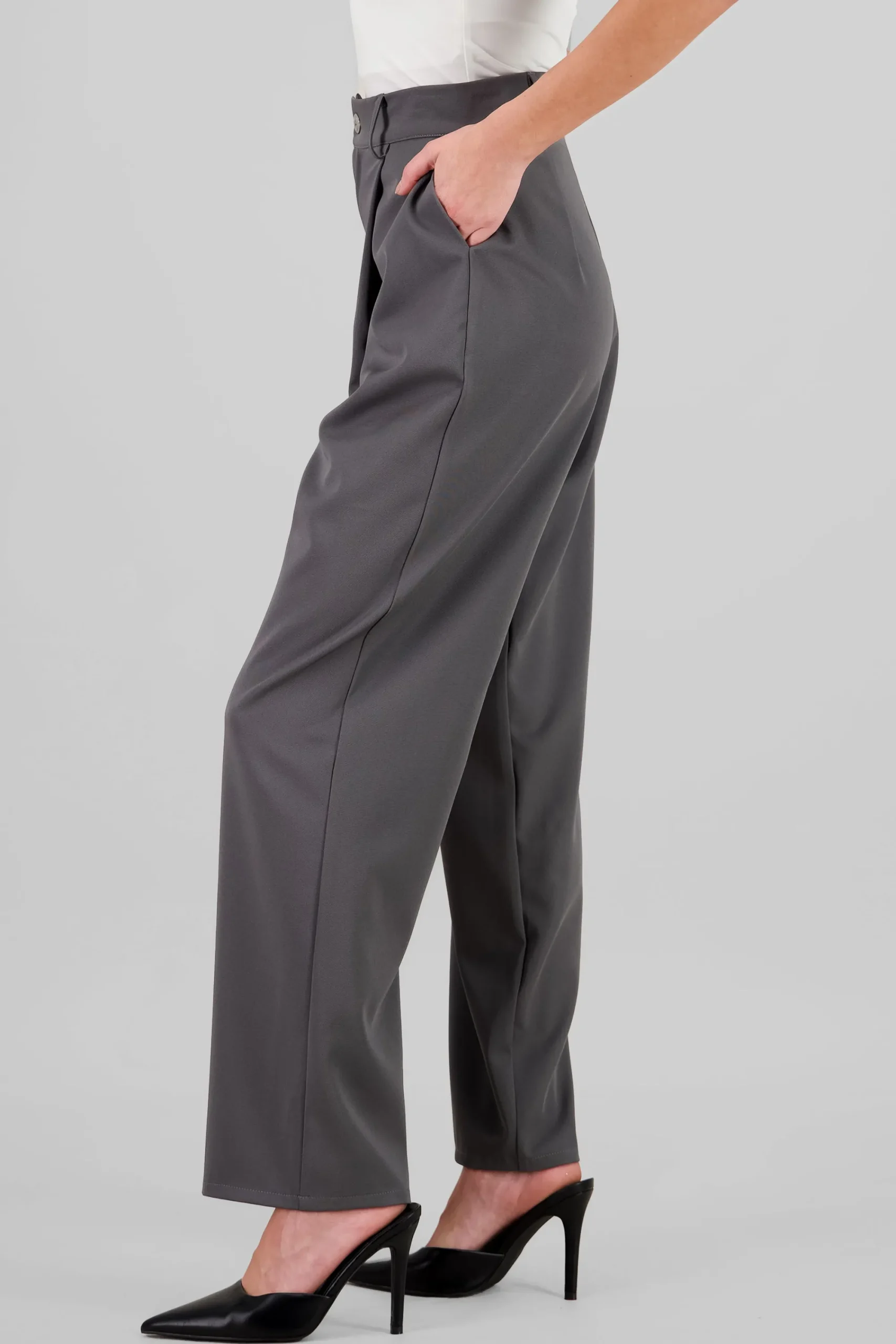 Shasa Straight Pants
