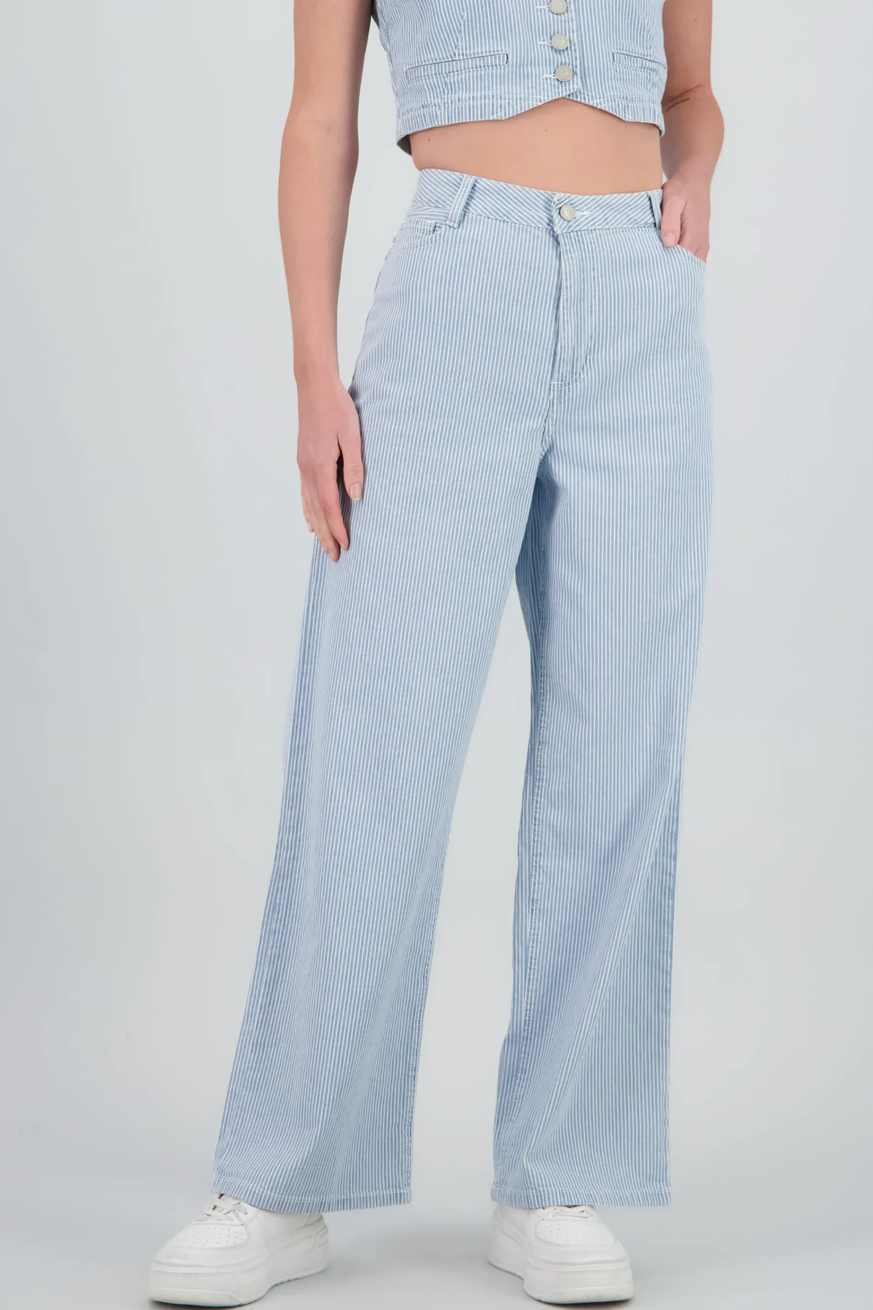 Shasa Straight Striped Jeans