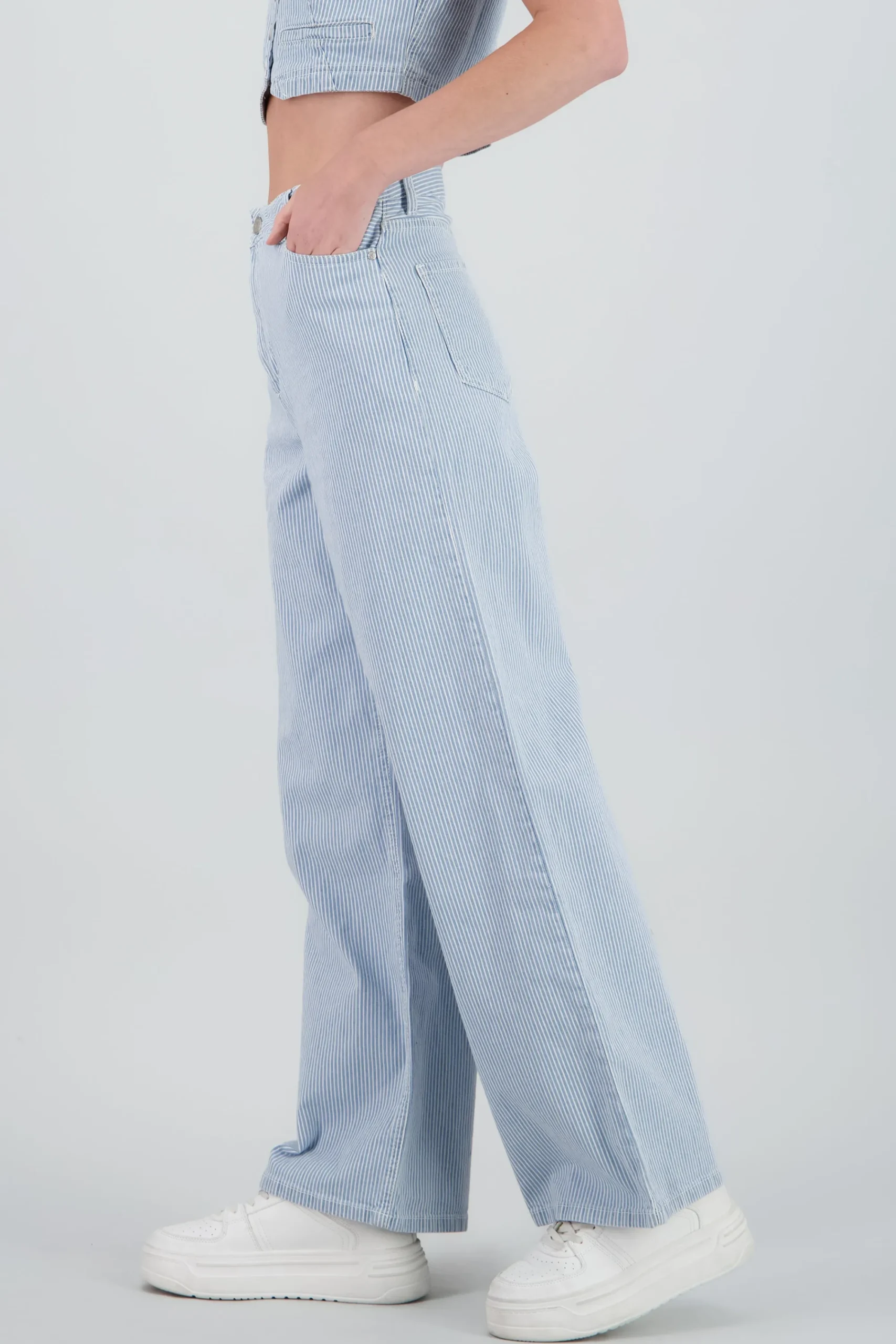Shasa Straight Striped Jeans