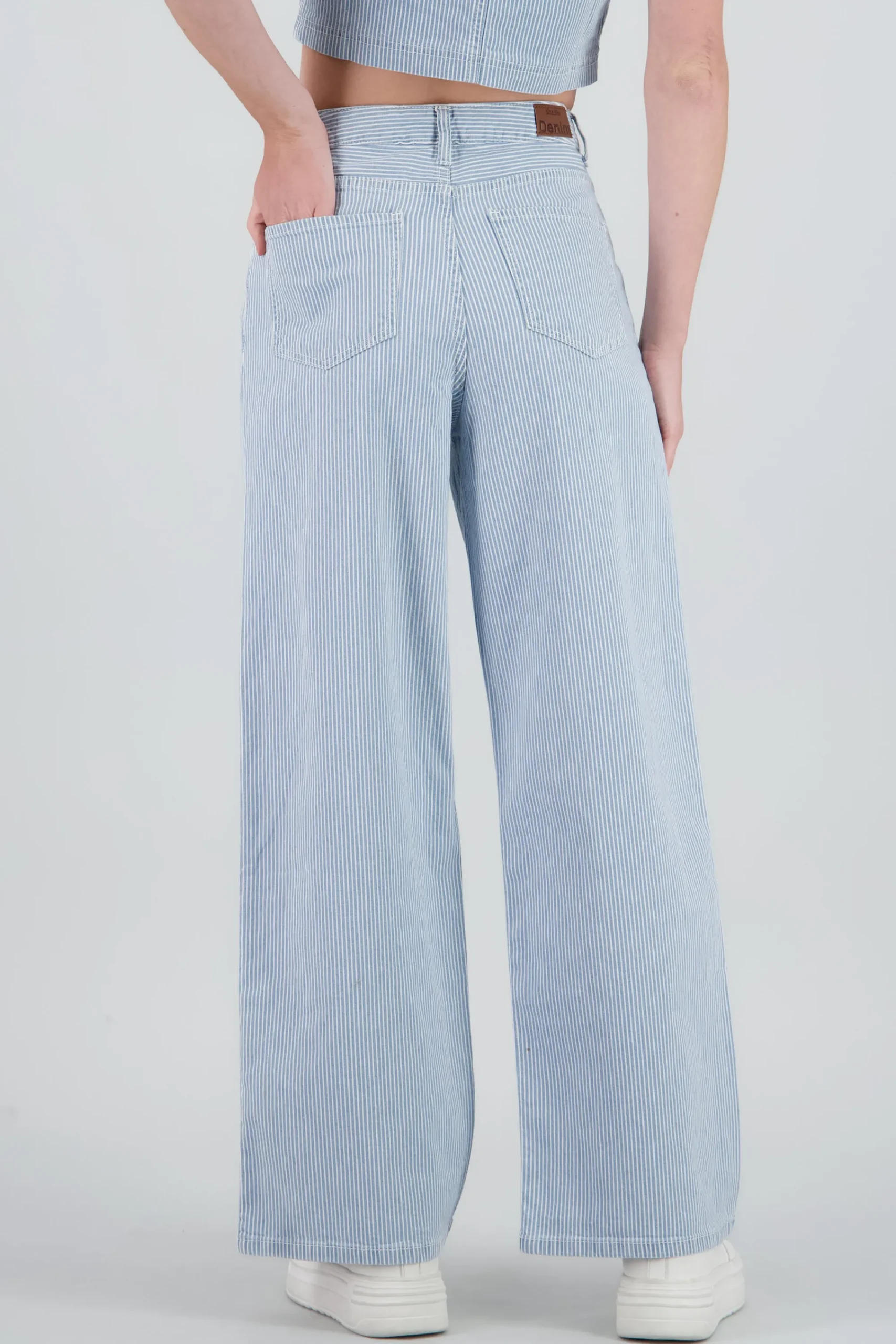 Shasa Straight Striped Jeans