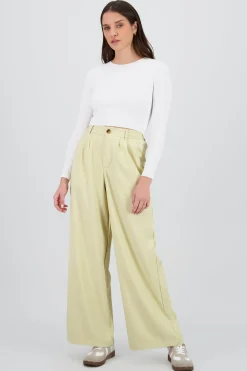 Shasa Tailored Pants with Pleat Detail