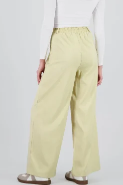 Shasa Tailored Pants with Pleat Detail