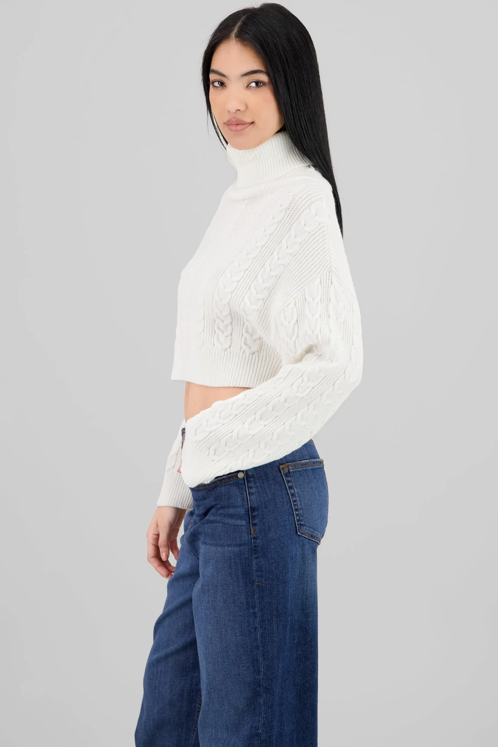 Shasa Texture Detail Knit Sweater
