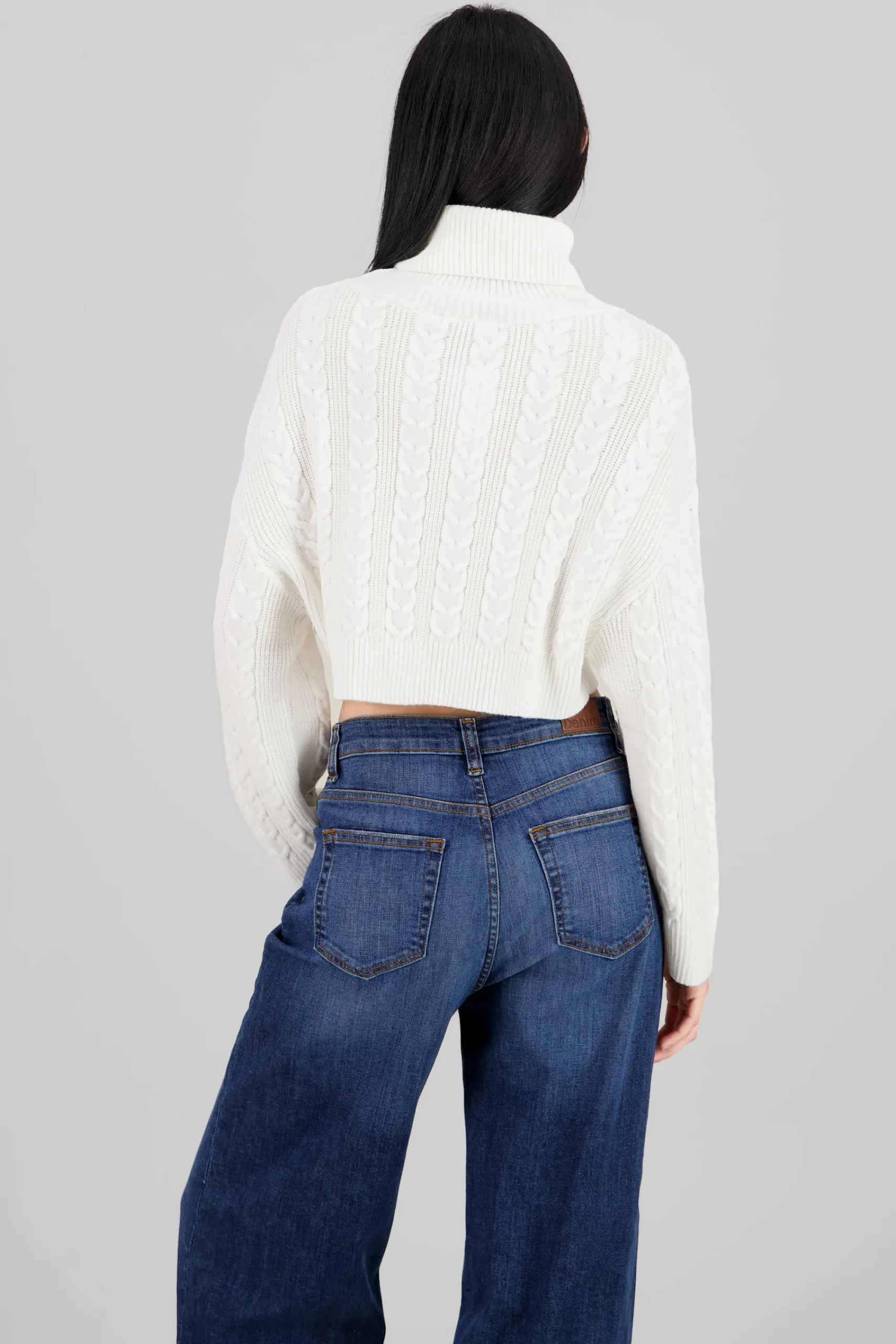 Shasa Texture Detail Knit Sweater