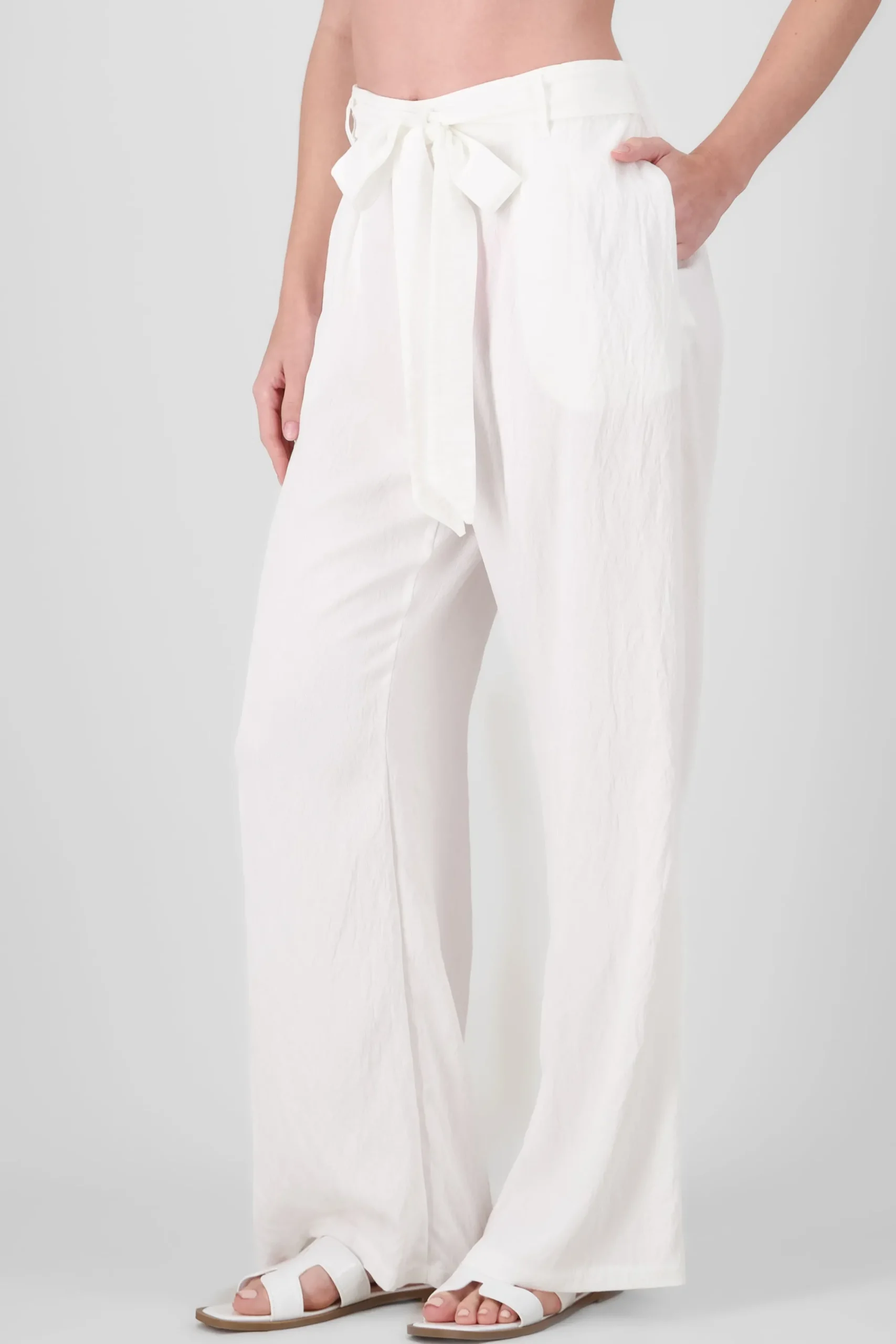 Shasa Textured Belt Straight Pants