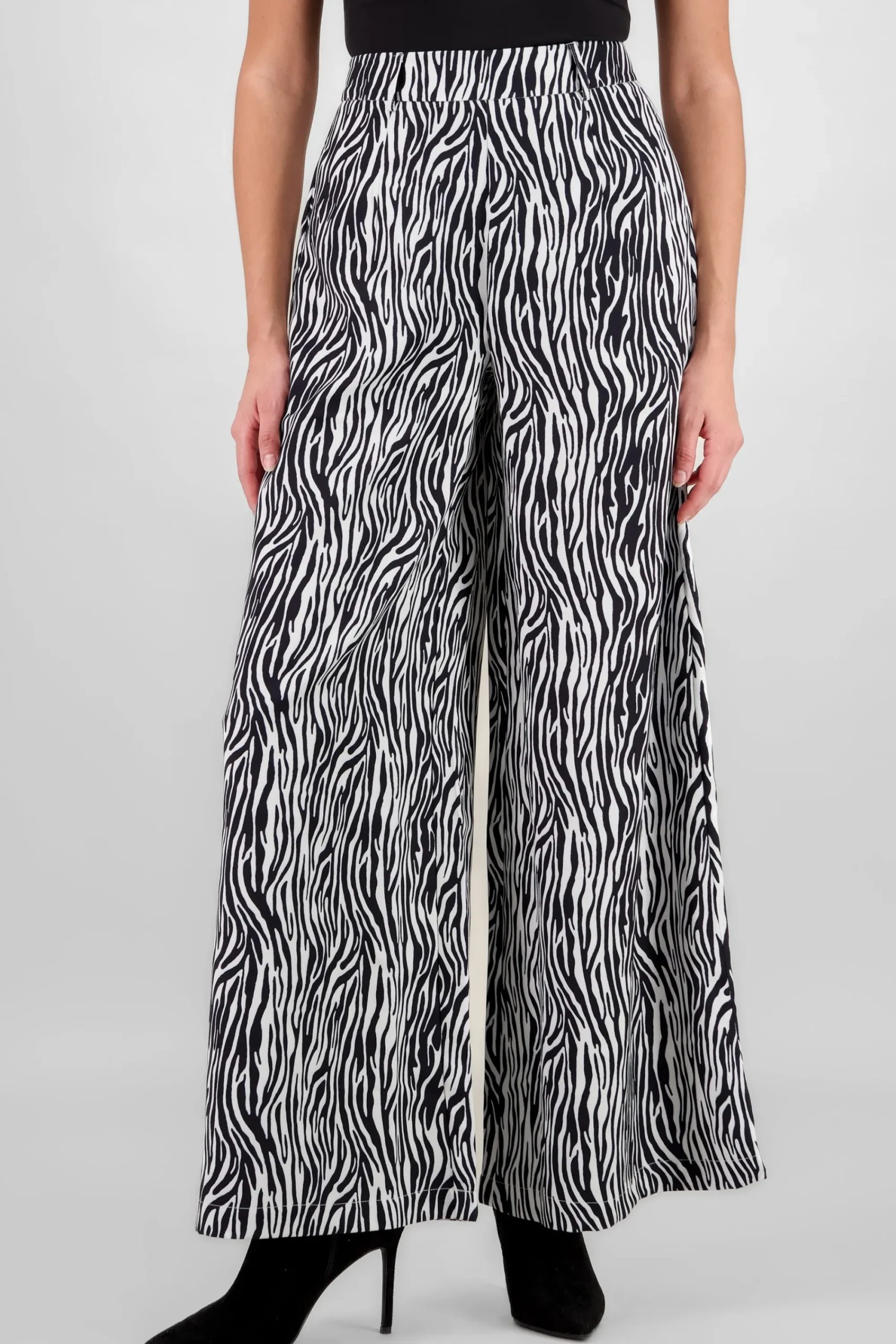 Shasa Thin Corduroy Zebra Print Pants