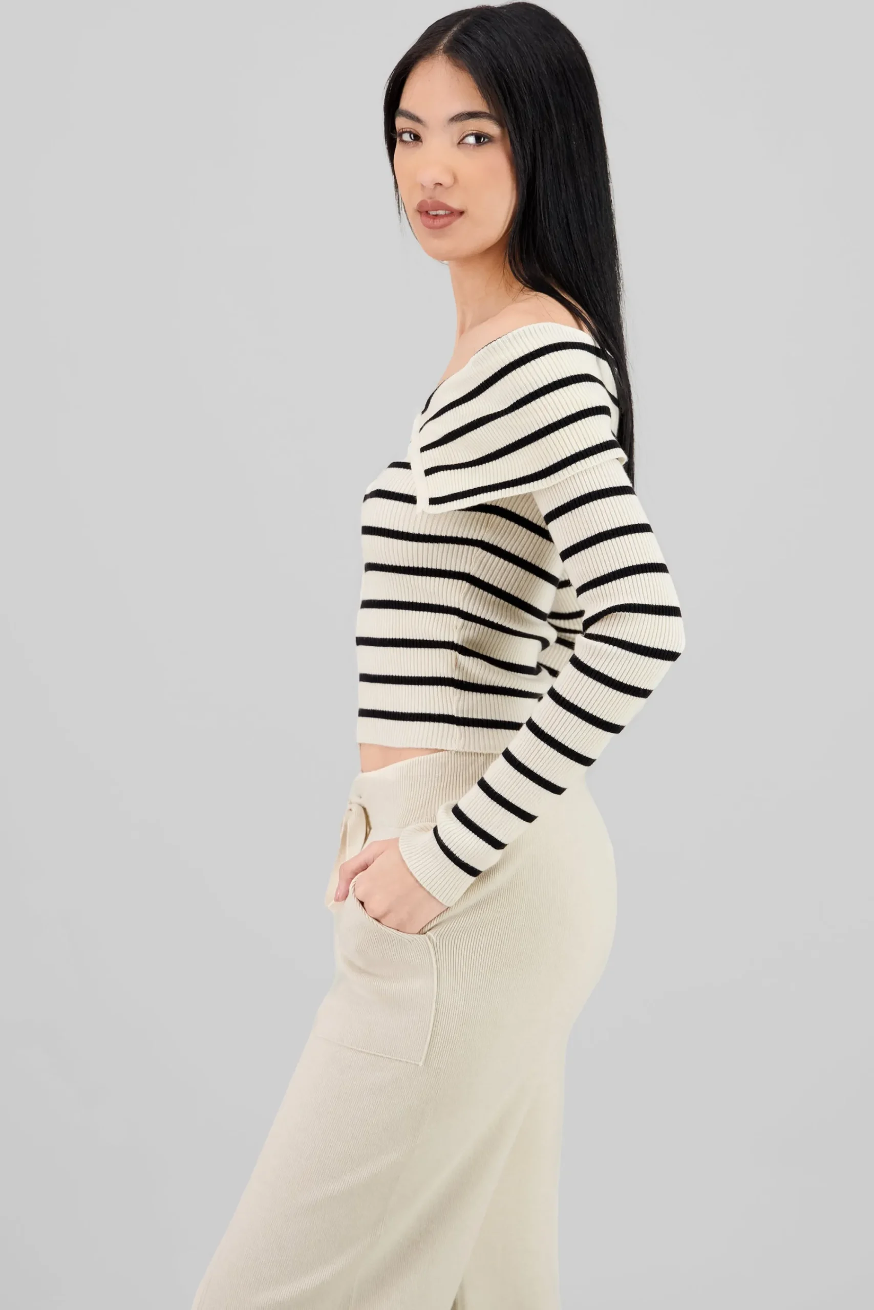 Shasa Thin Striped Off Shoulder Sweater