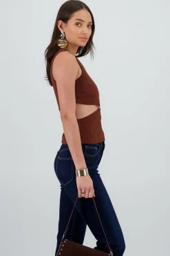 Shasa Top with Seam Accents