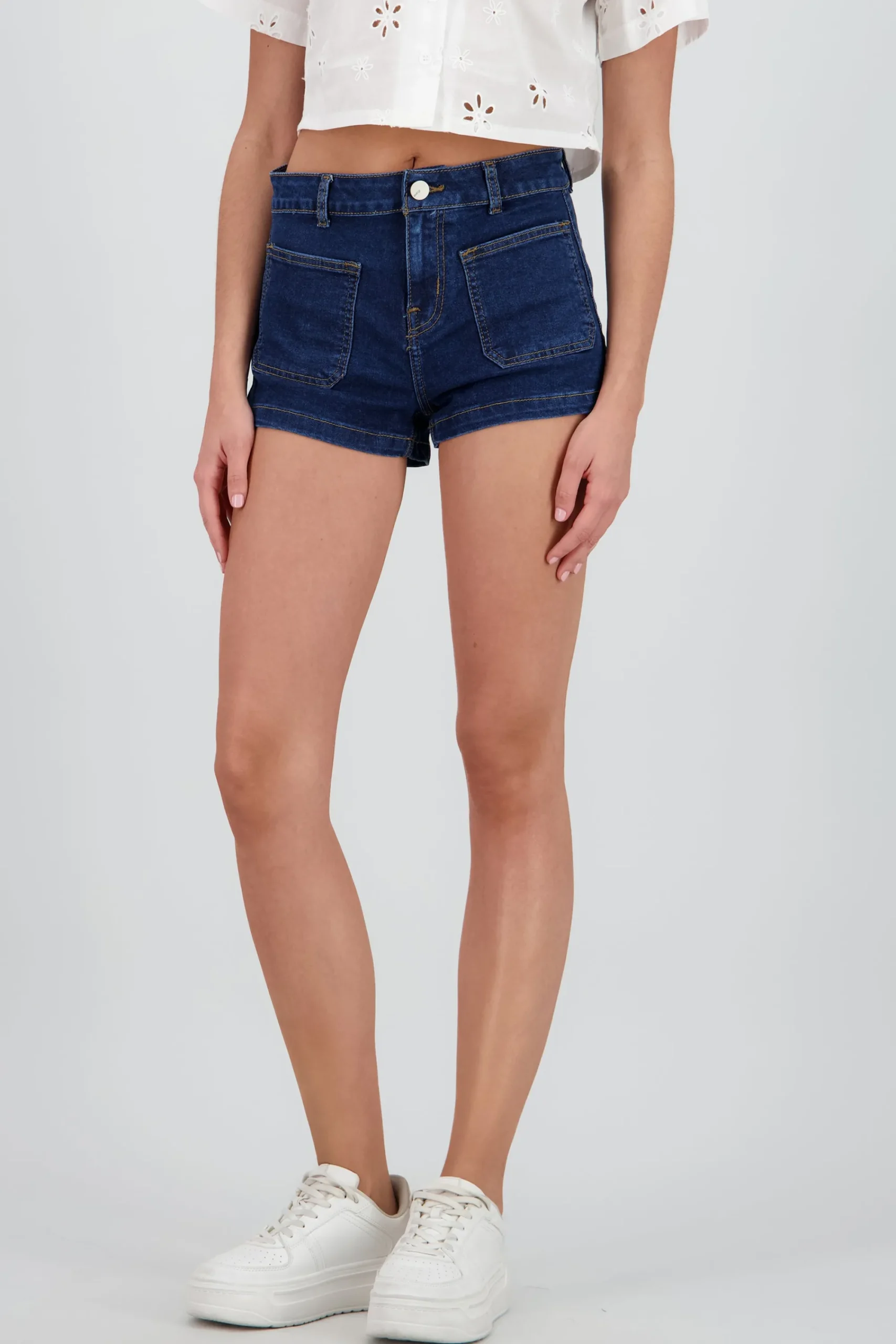 Shasa Two Pockets Shorts
