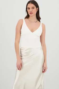 Shasa V Scoop Solid Top