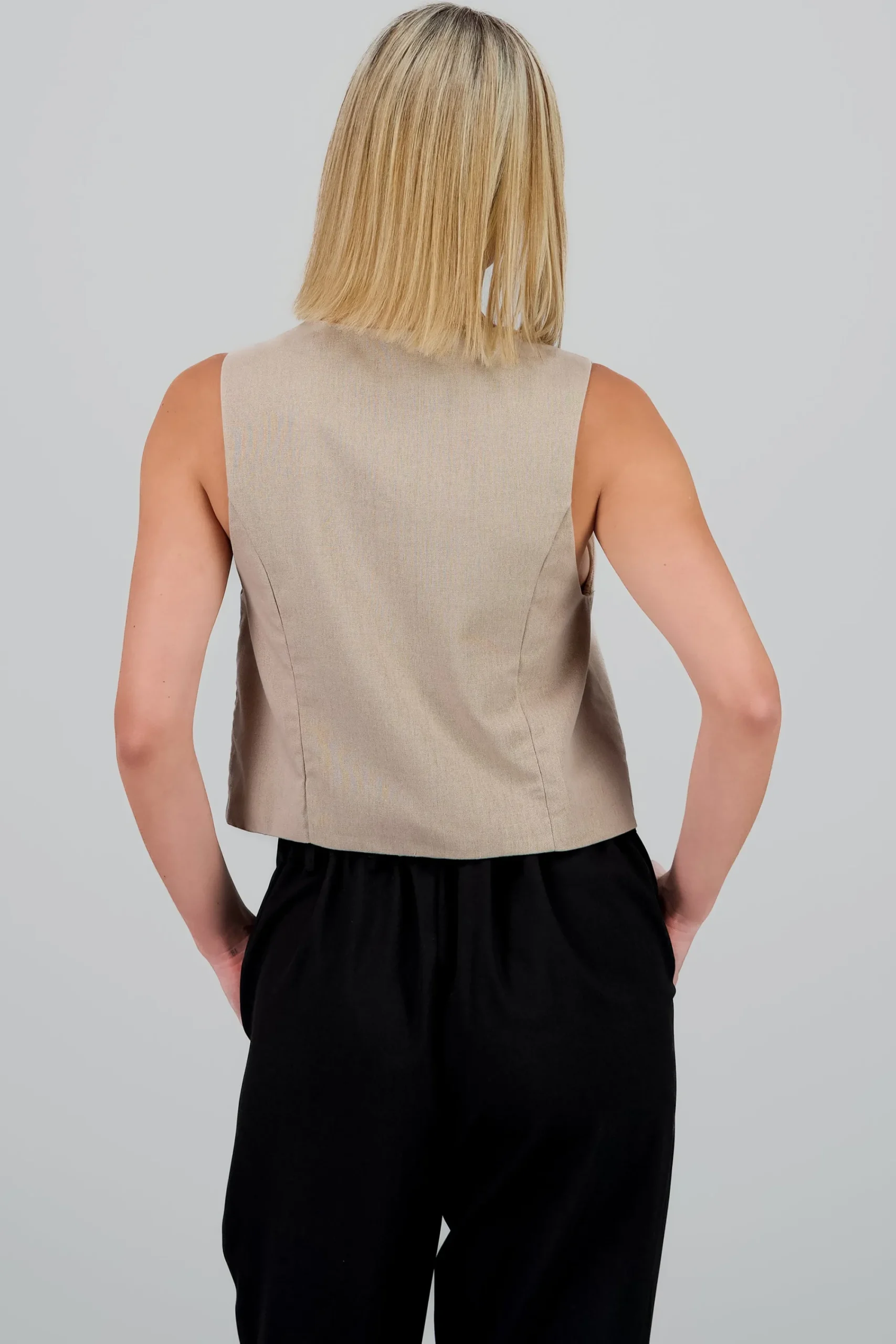 Shasa Vest with Darts
