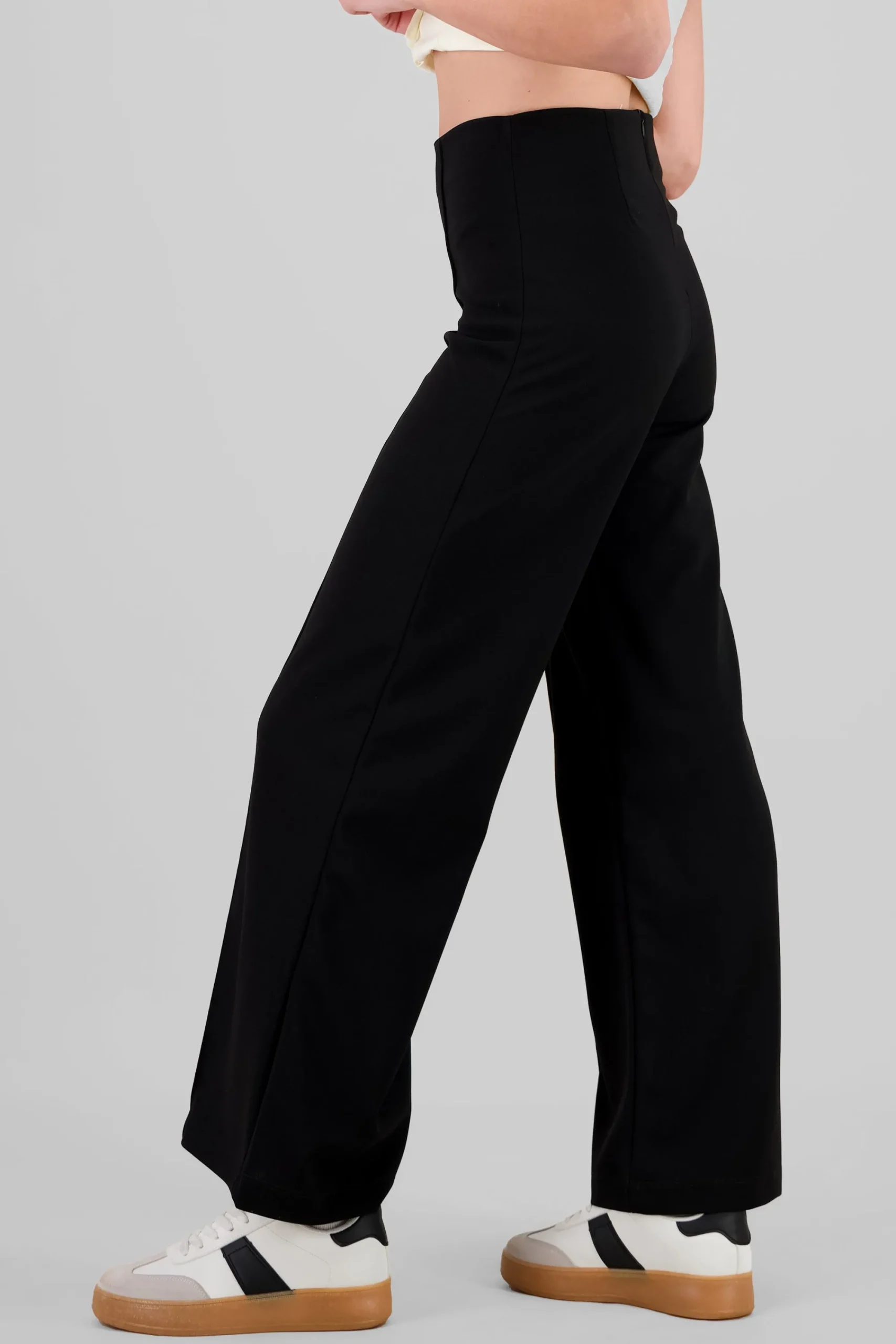 Shasa Wid leg pant with front seams