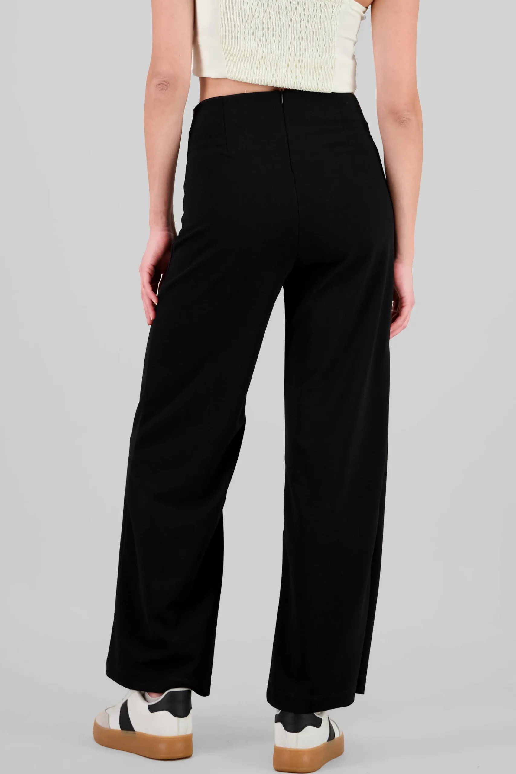Shasa Wid leg pant with front seams
