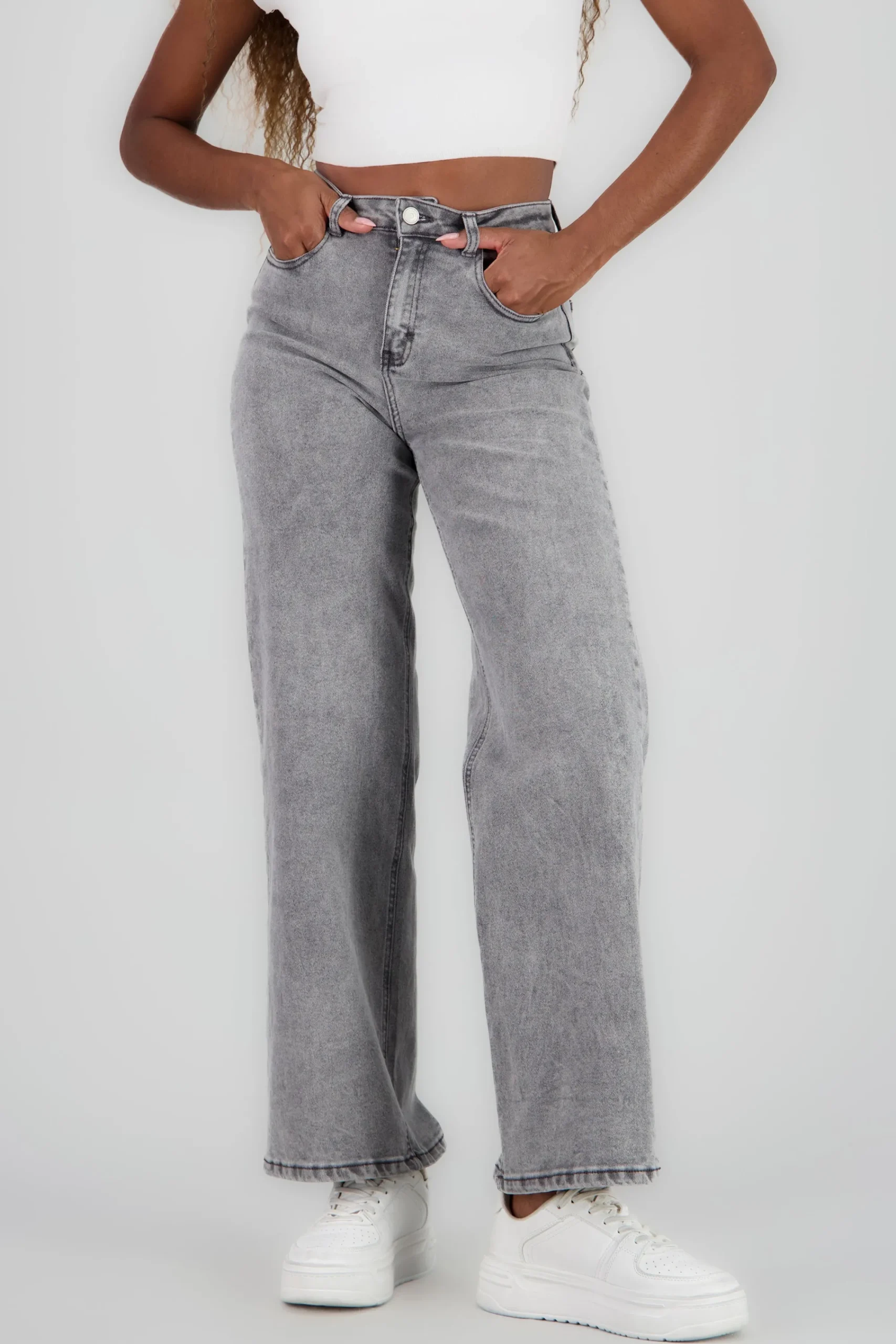 Shasa Wide Leg Jeans