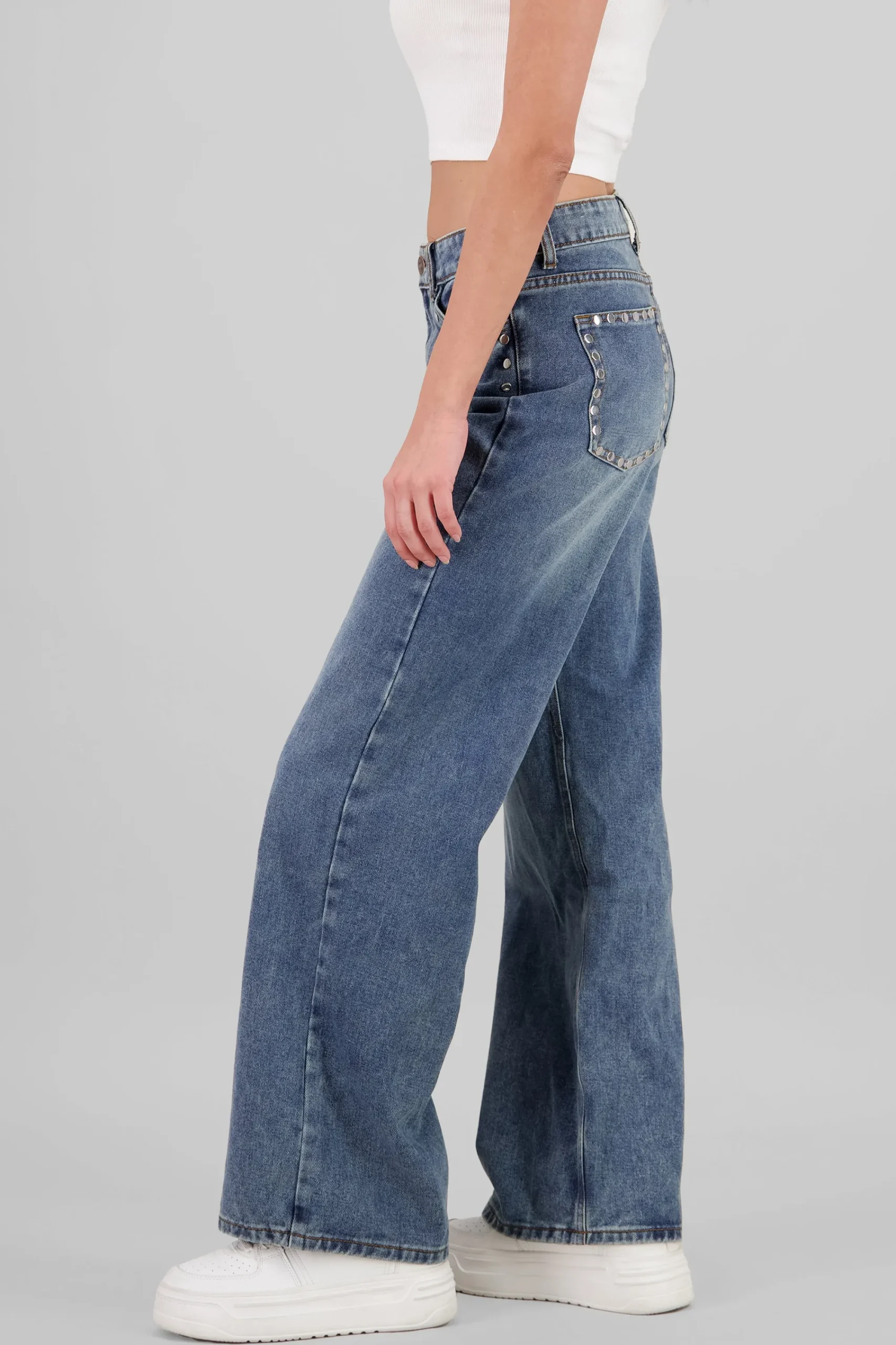 Shasa Wide Leg Jeans with Studs