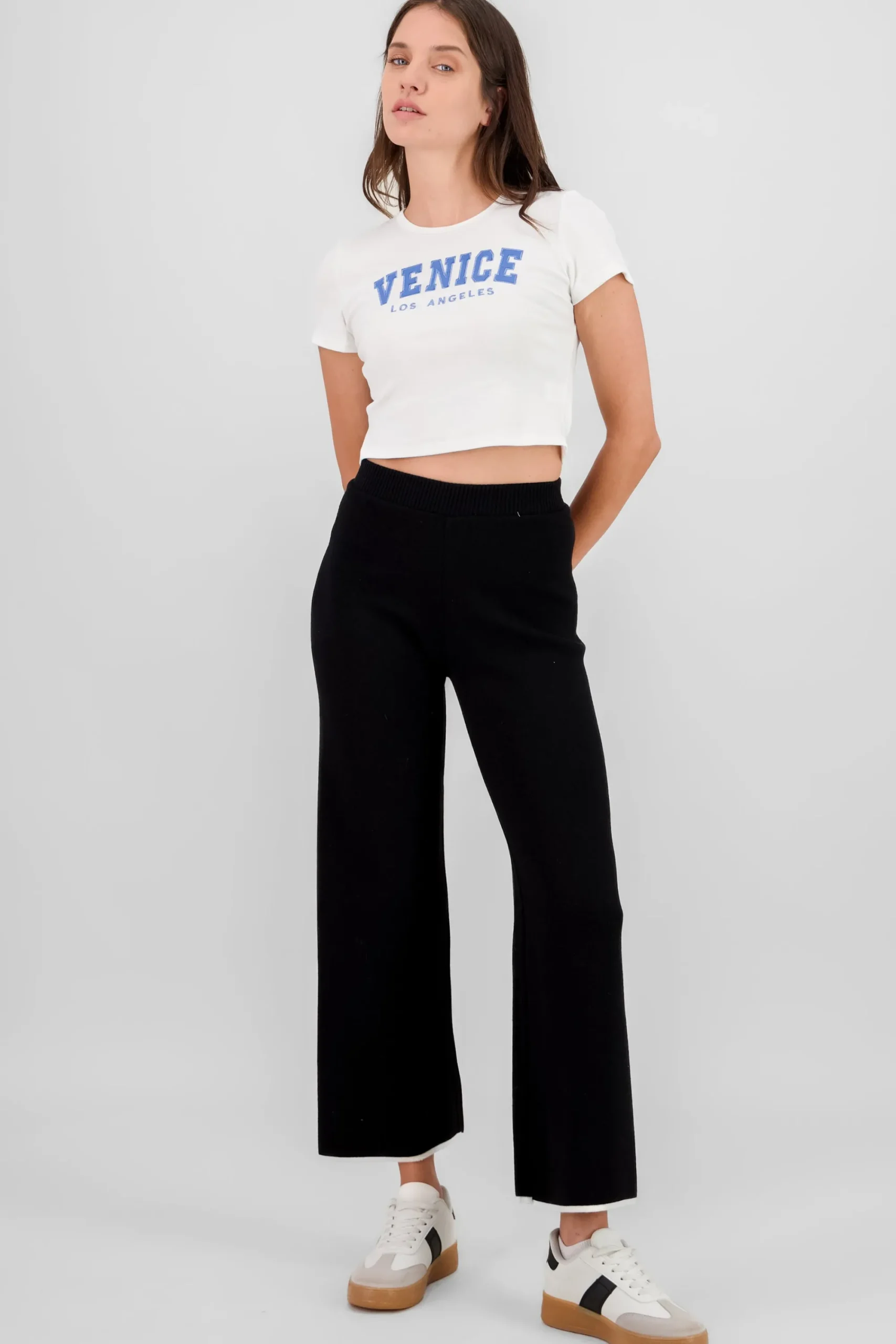 Shasa Wide Leg Knit Pants
