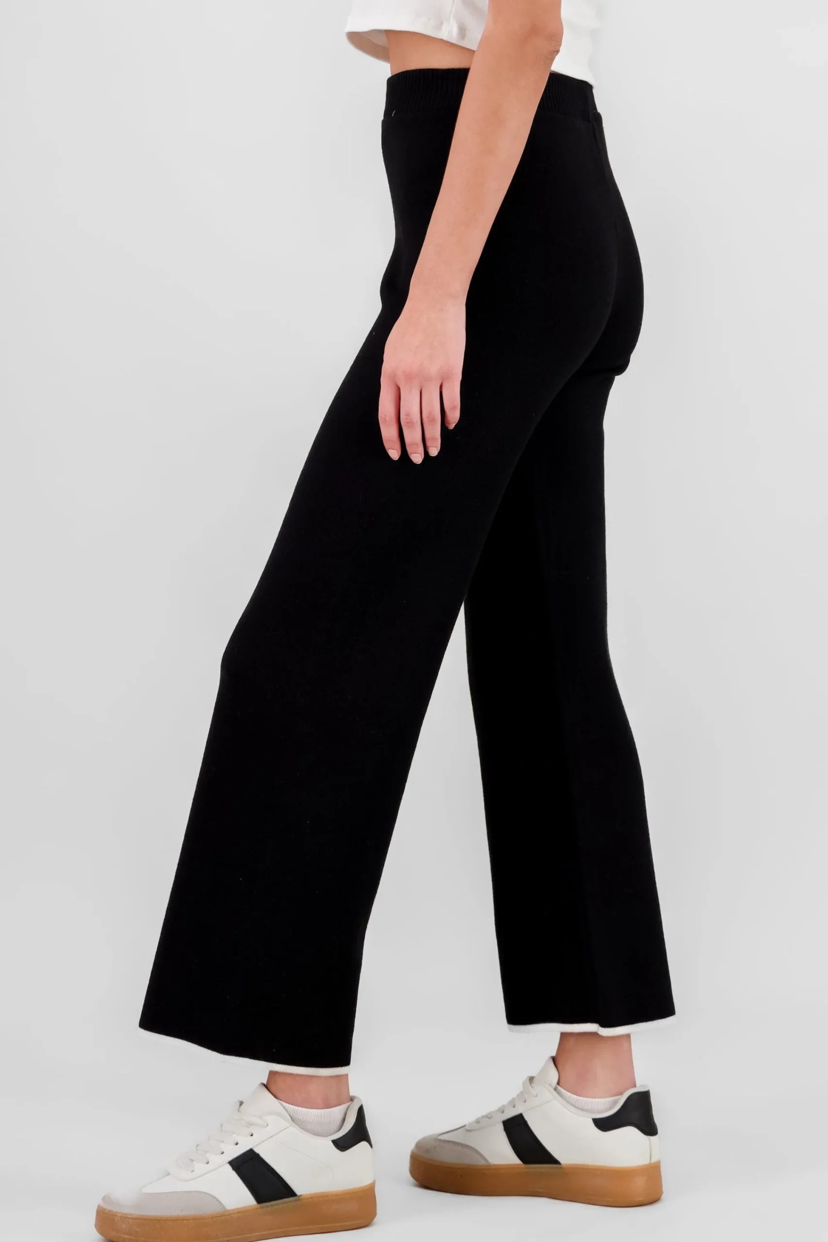 Shasa Wide Leg Knit Pants
