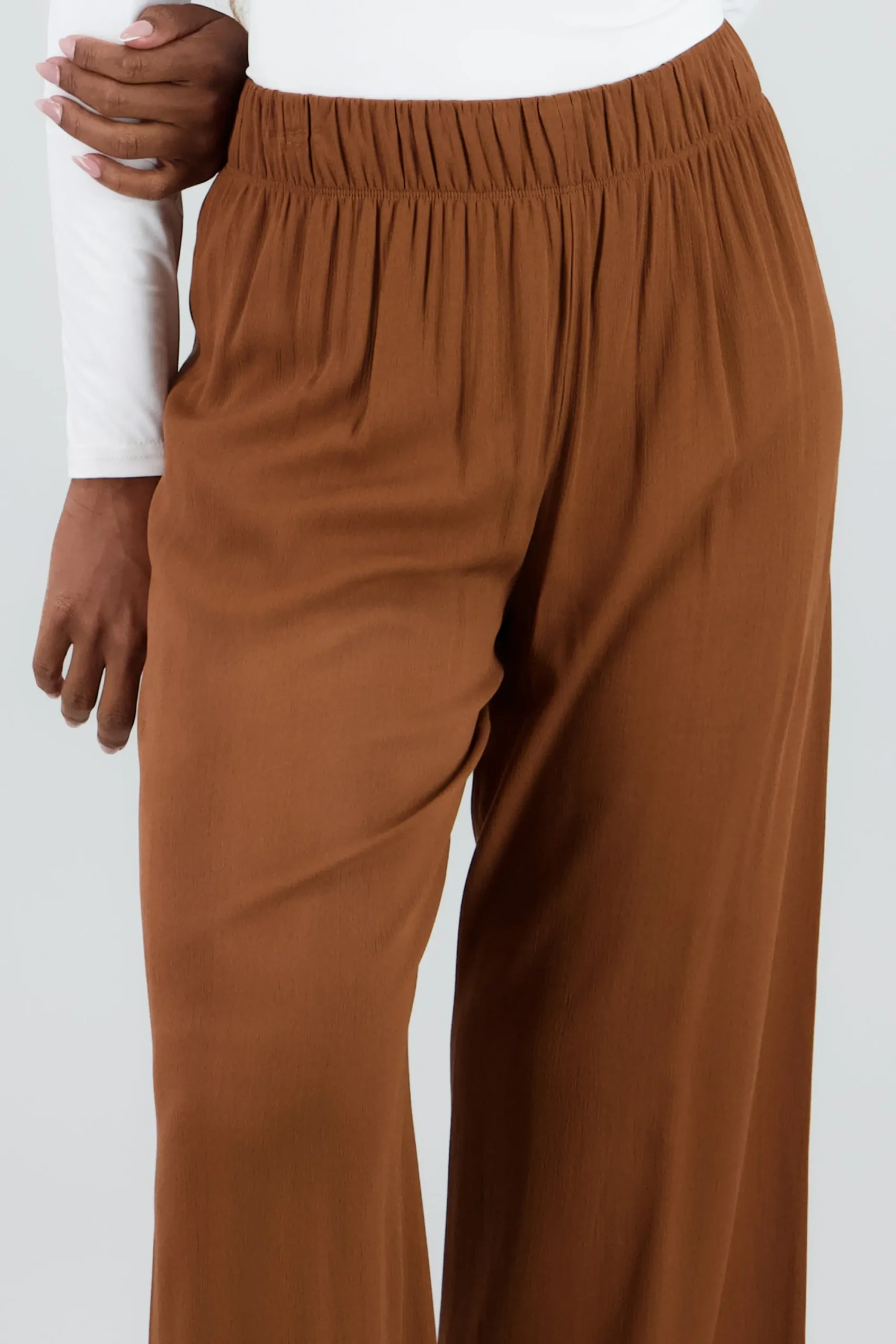 Shasa Wide leg pant with elastic wasitband