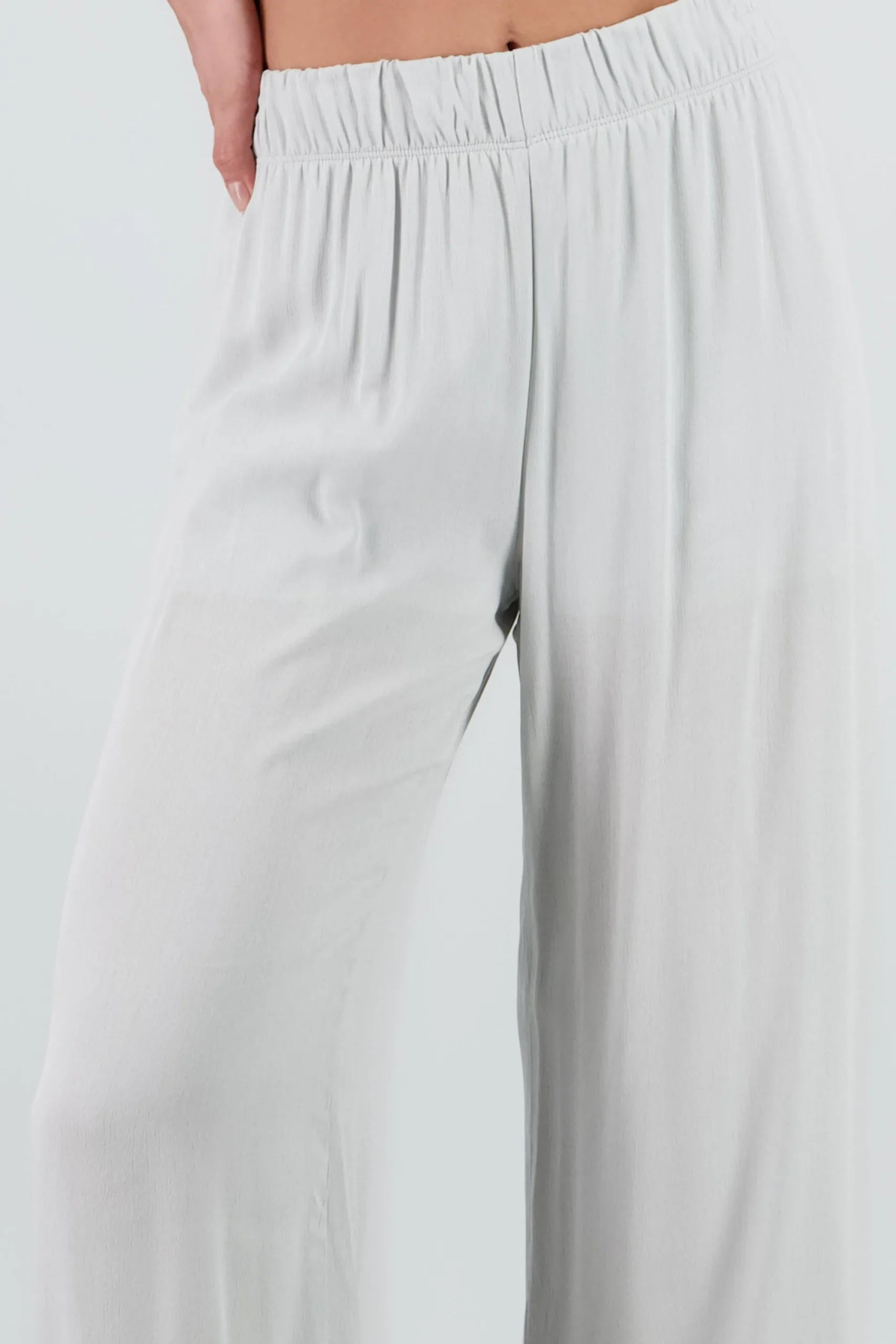 Shasa Wide leg pant with elastic wasitband