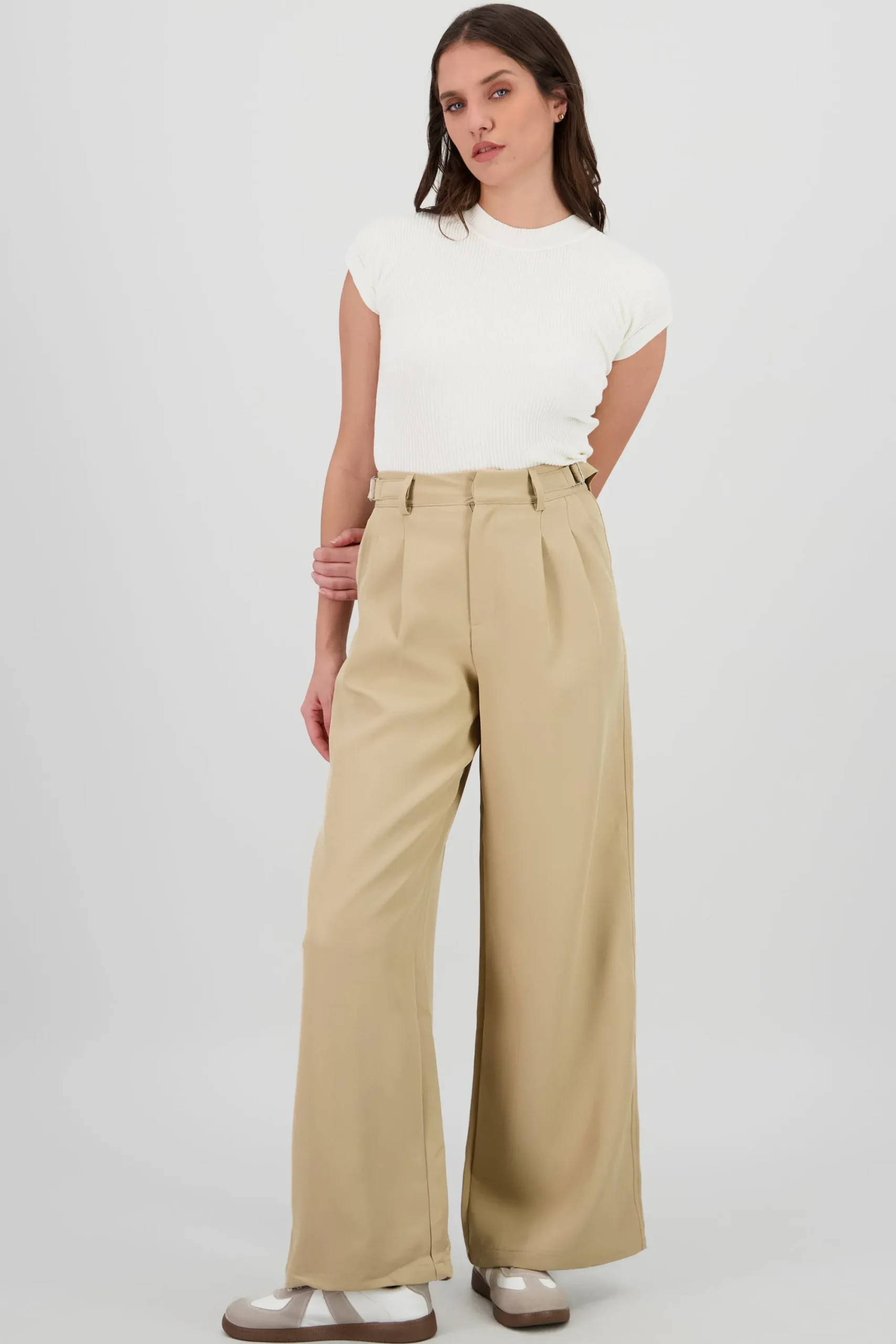 Shasa Wide Leg Pants with Waistband Detail