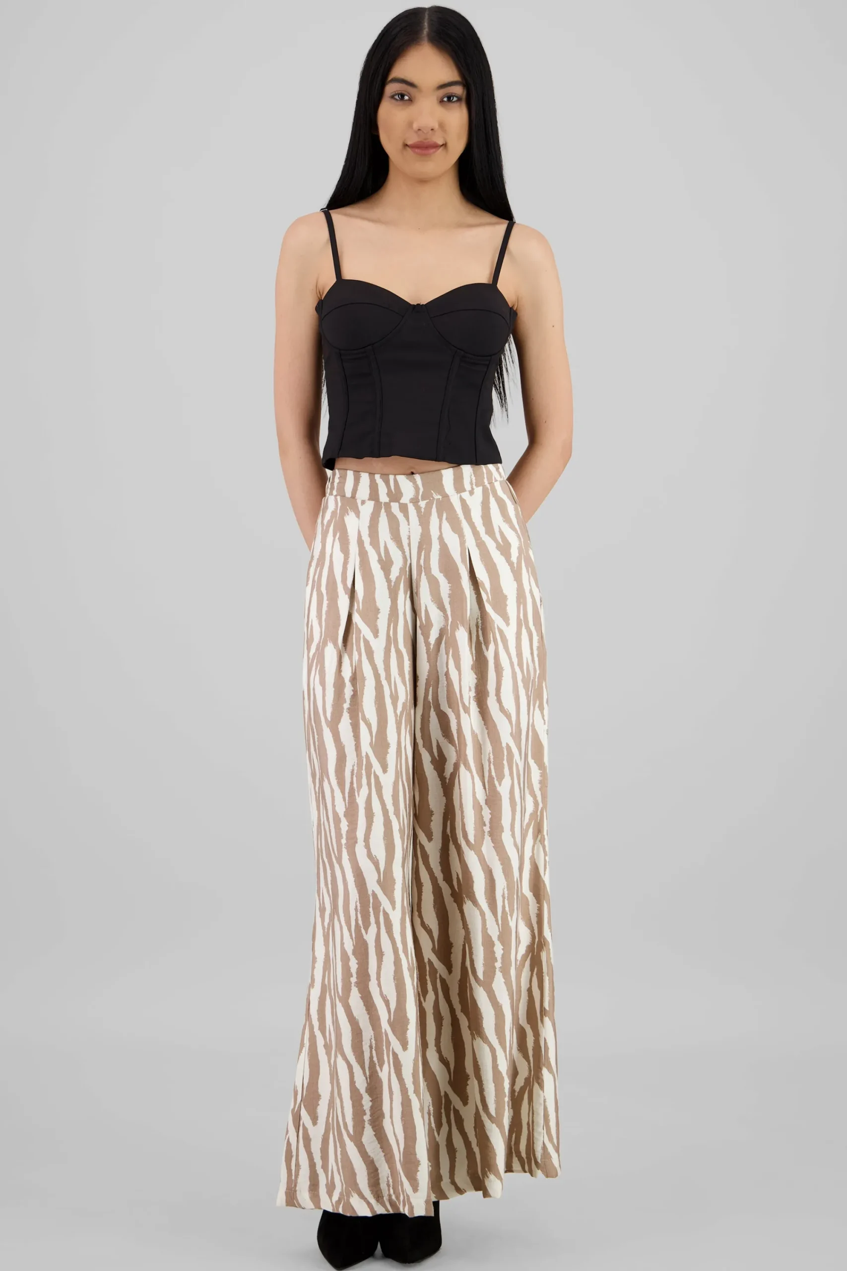 Shasa Wide Leg Printed Pants