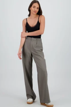Shasa Wide Pleated Pants